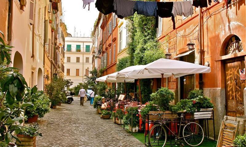 Trastevere Alexandro Il Gladiatore Rome